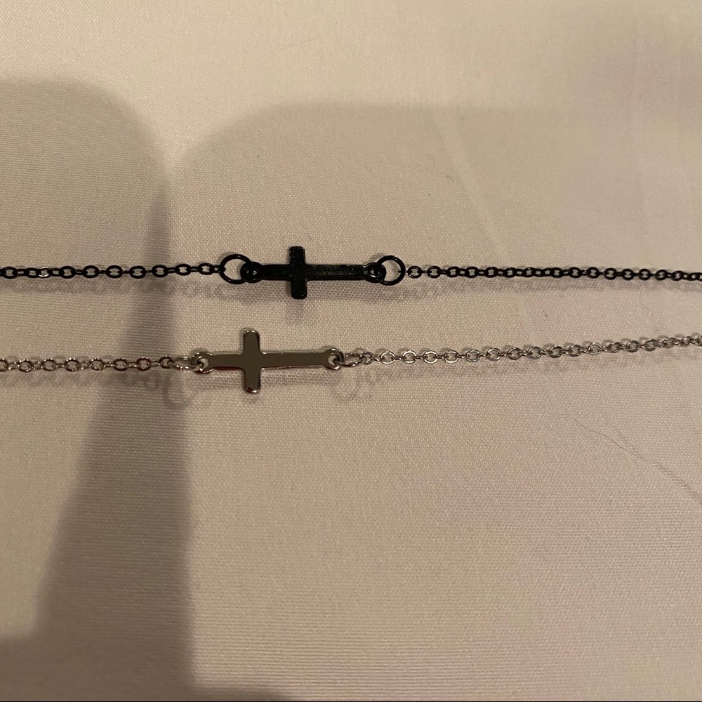 Cross bracelets - Picture 6 of 6